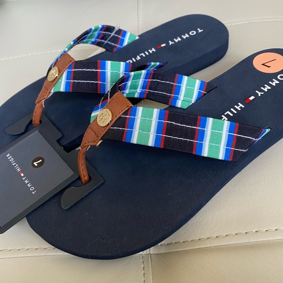 TOMMY HILFIGER flip flop sandals - Picture 4 of 4